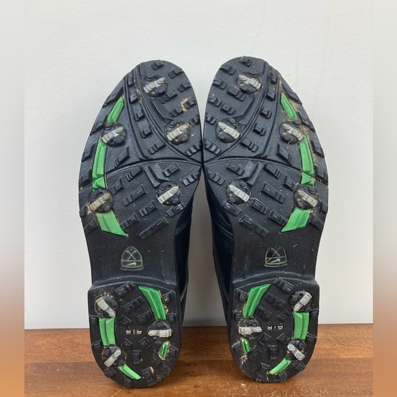 Nike Golf Shoes Mens Size US MENS 9.5 Color Black Leather Low Top Lace Up - Picture 7 of 11